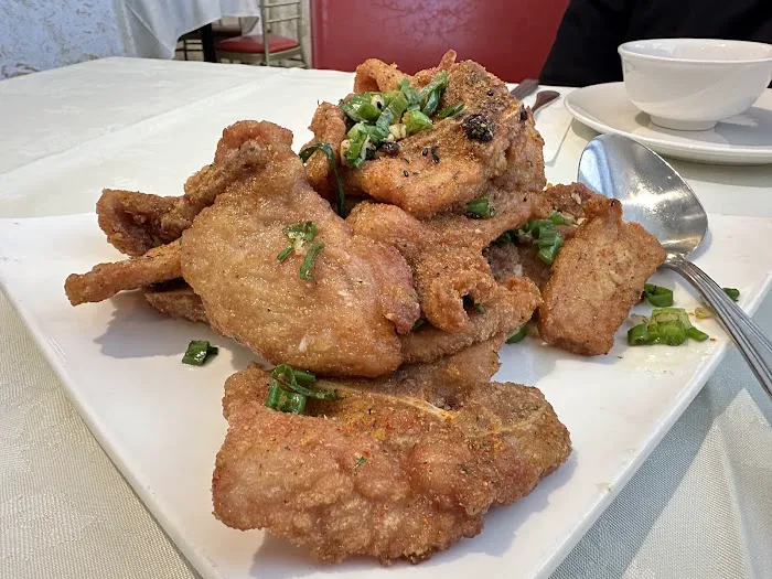 Henry's Cuisine 10