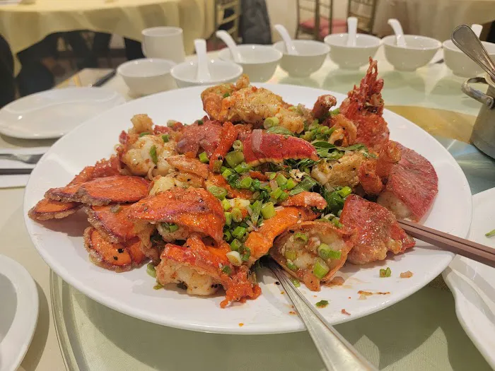 Henry's Cuisine 8