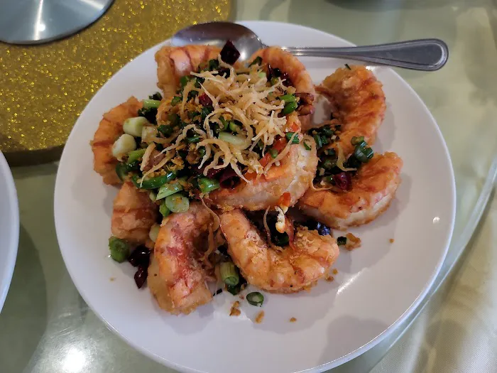 Henry's Cuisine 6