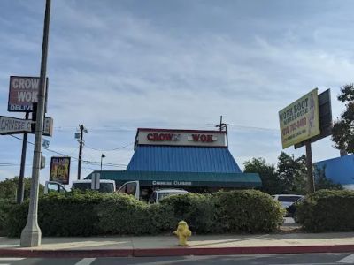 crown wok 0