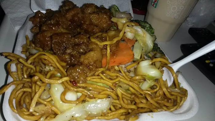 Happy Wok 1