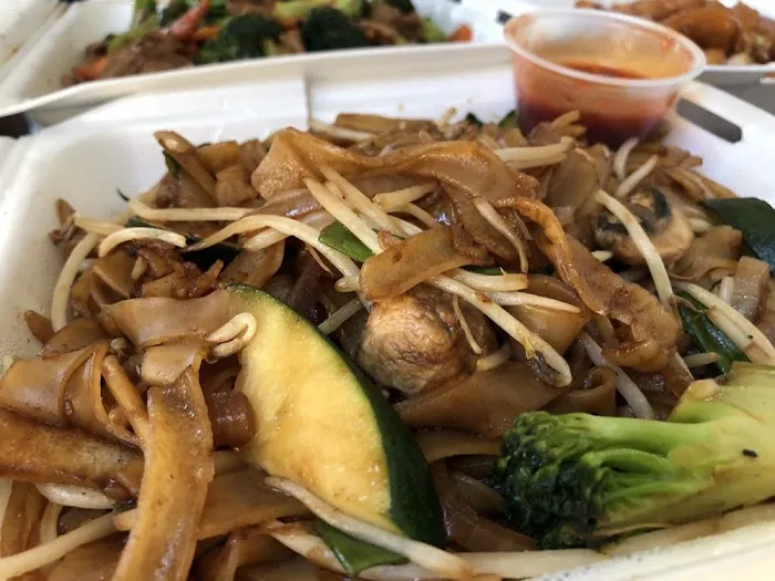 Golden Dragon Chinese Food 3