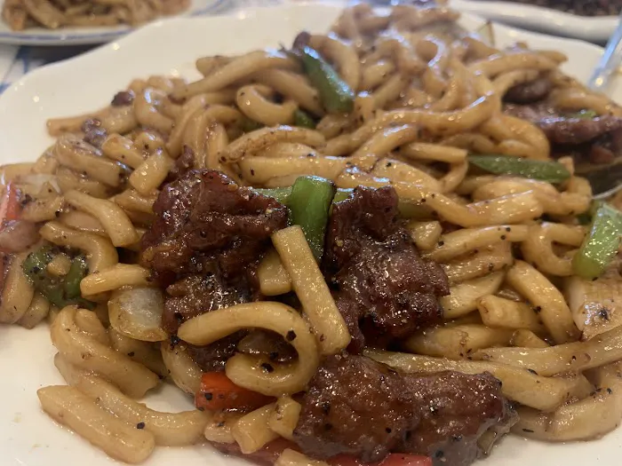 Tam's Noodle House 7