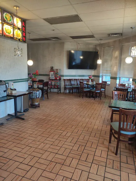Great Wall (900 Cavalry Rd) 1