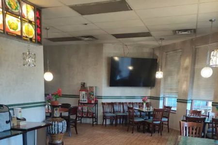 Great Wall (900 Cavalry Rd)