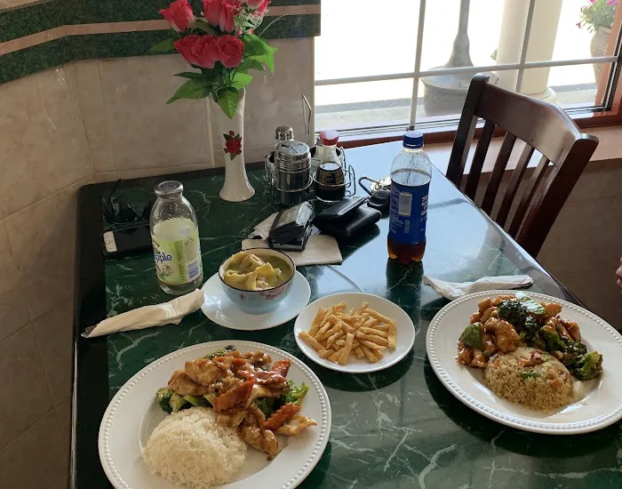 Great Wall (900 Cavalry Rd) 4