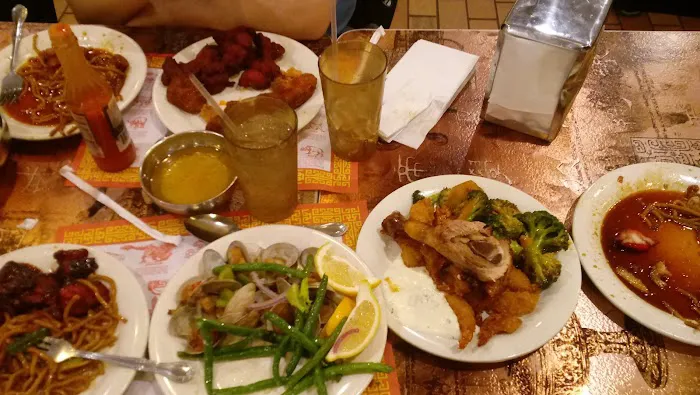 Merry Land Chinese Buffet 10
