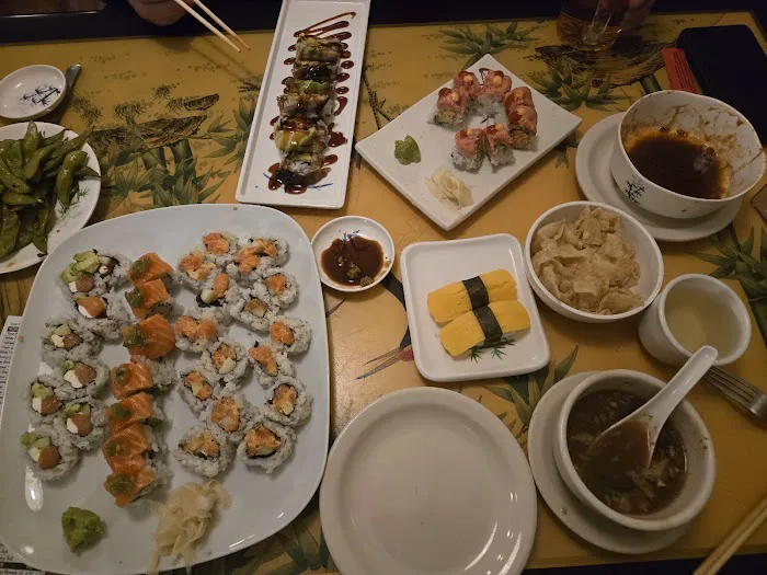 Lucky Sushi & Chinese Restaurant 2
