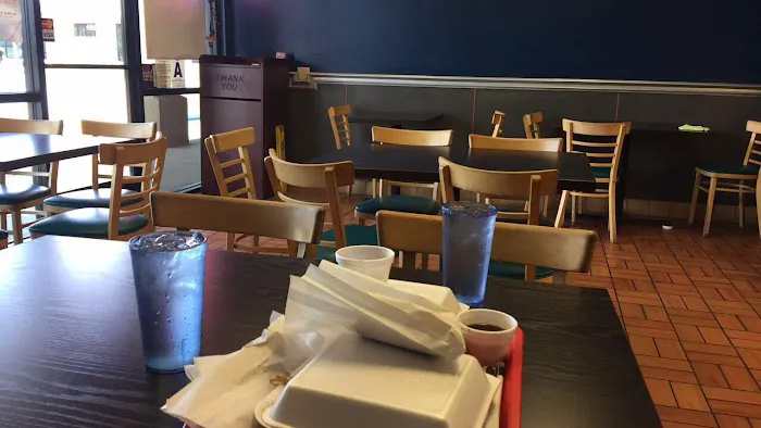 Lucky Wok BBQ Chinese Food 2