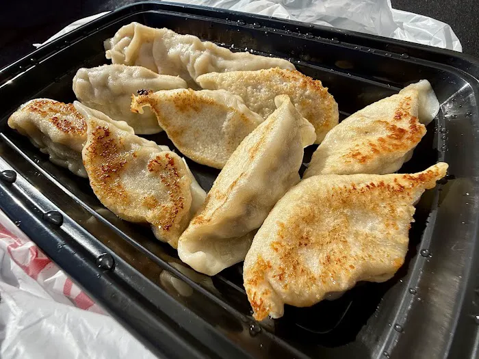T’s Dumpling Bar 9