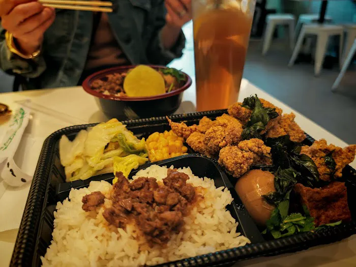 Chopstix & Taiwanese Bentos 8