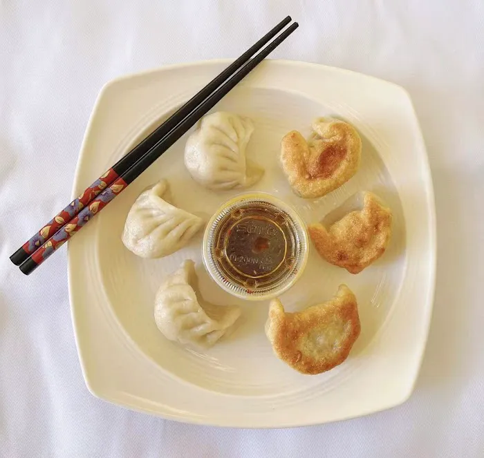 Chen's Kitchen Restaurant 4