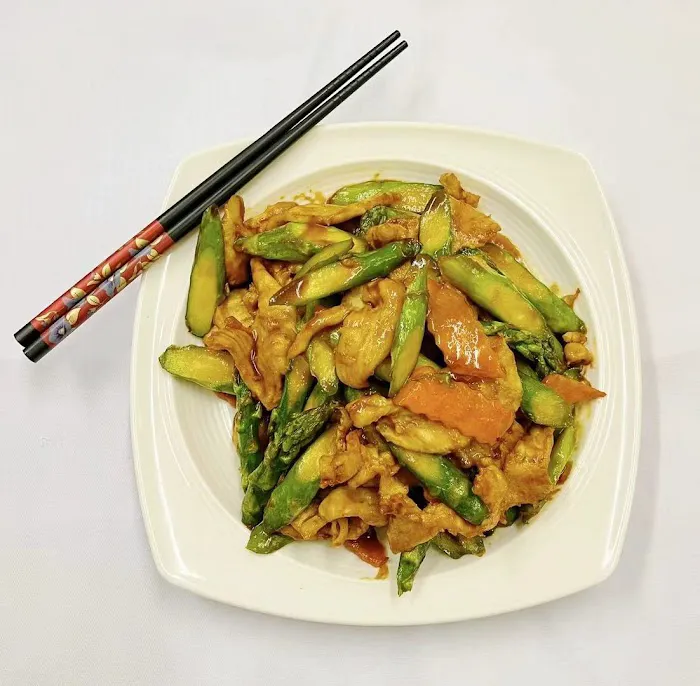 Chen's Kitchen Restaurant 2