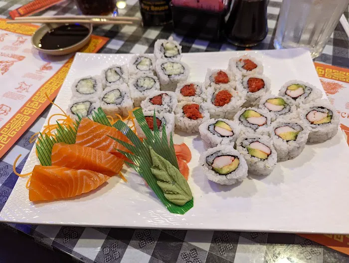 Fuji Asian food & Sushi Bar 4