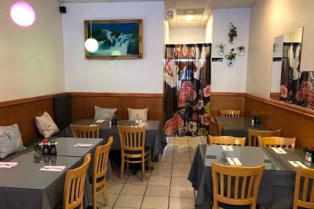 Fuji Asian food & Sushi Bar