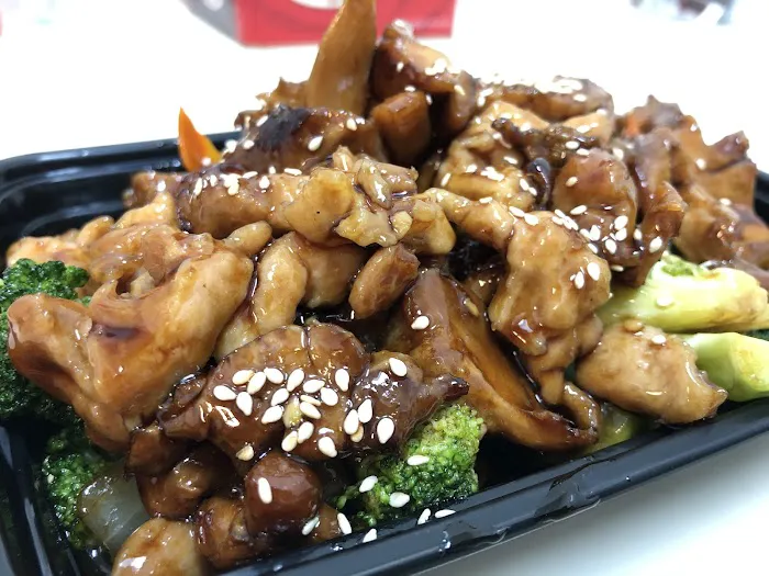 Wok and Roll Express (formerly Skillman Wok - Crowley) 4