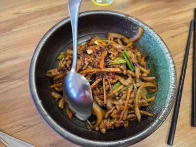 Uncle Yip's 裕华 0