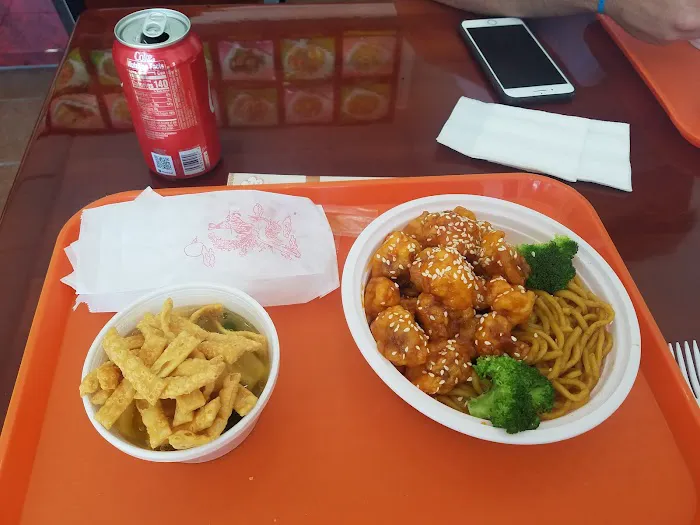 Chen's Wok 2