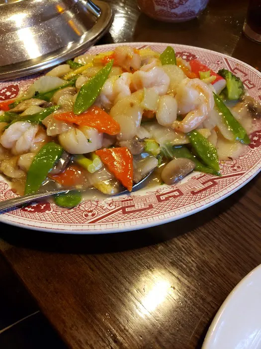 Golden Hunan Restaurant 1