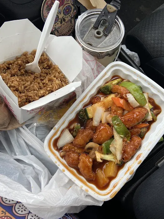 Golden Hunan Restaurant 10