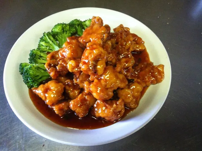 Main Moon Chinese Restaurant 6
