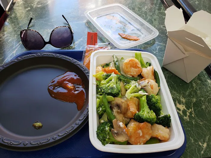 Tri Dynasty Chinese Restaurant 1