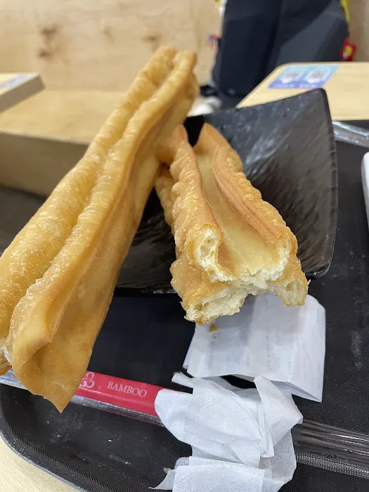 Lee & Bai Chinese Buns Shop 9