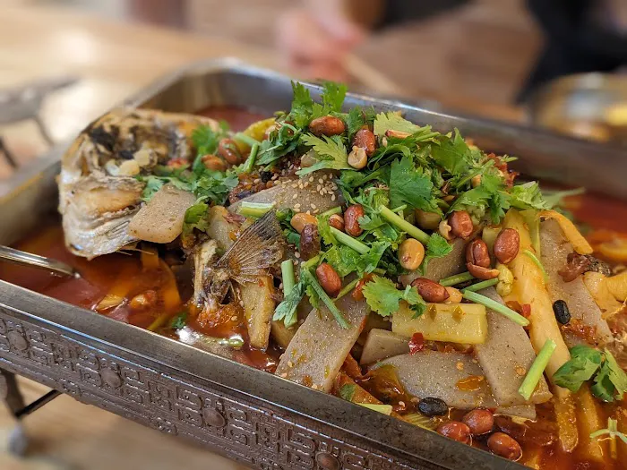 砂锅爱上串儿 Bian Liang Restaurant 10