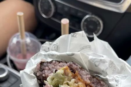 暖心饭团 Nuan Xin Rice Roll