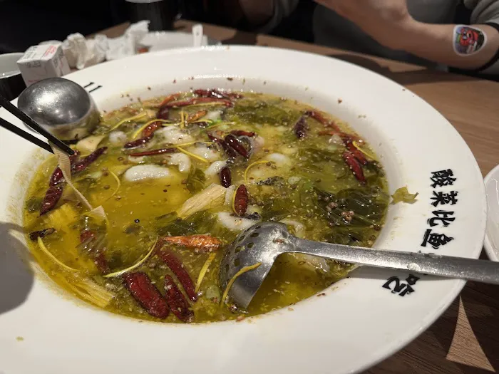 TAI ER SICHUAN CUISINE 太二酸菜鱼 (FLUSHING) 4