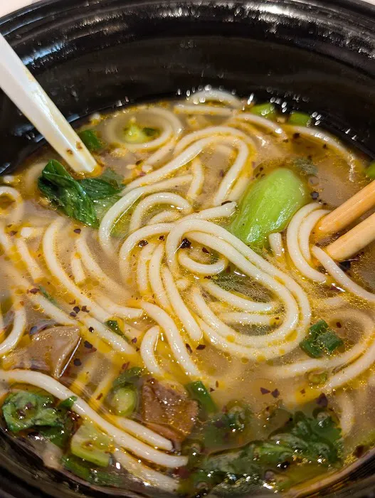 贵州苗家粉面 ( Xi Jiang Qian Hu) Beef Noodle Soup 4