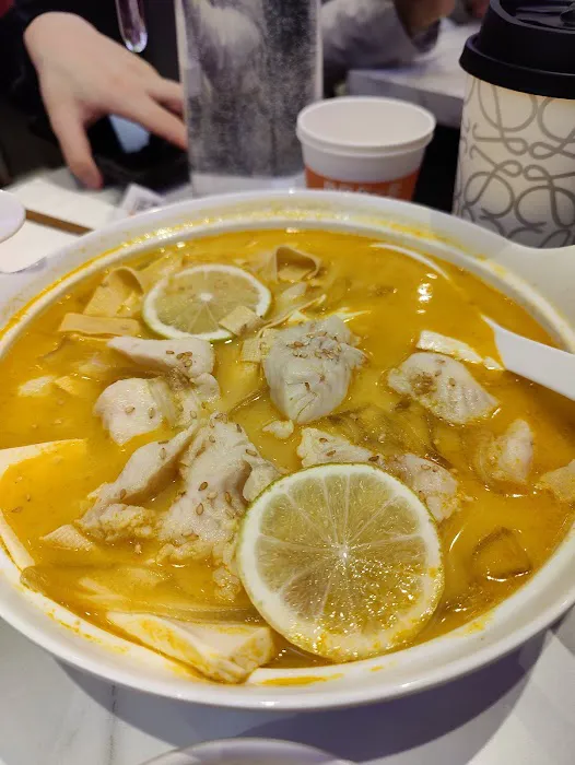 鱼你在一起 (法拉盛) Fish With You | Sauerkraut Fish 5