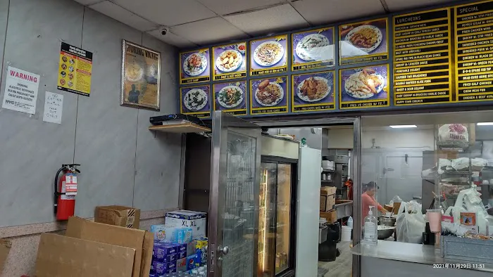 Happy Town Chinese Restaraunt 6