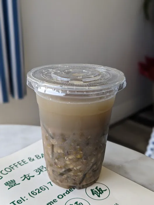 Hong coffee & Bakery 6