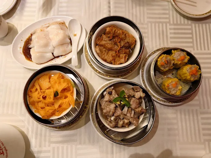 Shanghai No 1 Seafood Village 4