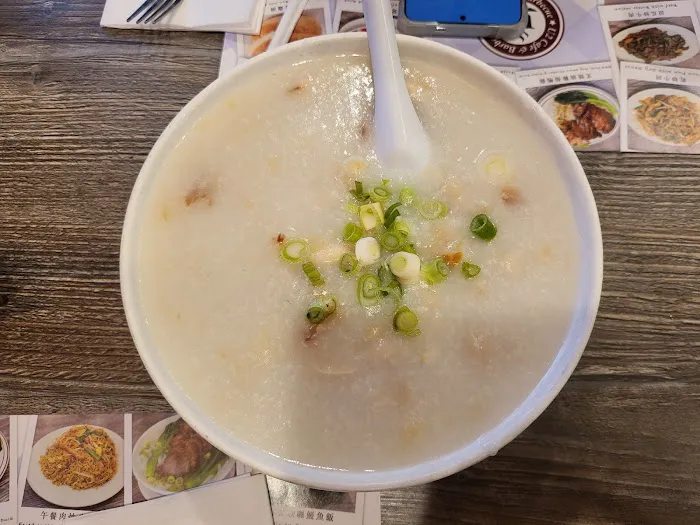 U2 Cafe & BBQ 港式西餐/庸記燒臘 4