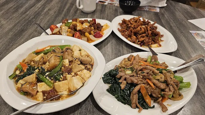 U2 Cafe & BBQ 港式西餐/庸記燒臘 7