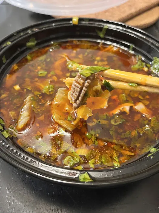 FUDUODUO PLATEFUL SPICY HOT POT 福多多盘盘麻辣烫 3