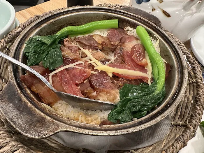 New Elite Restaurant 6