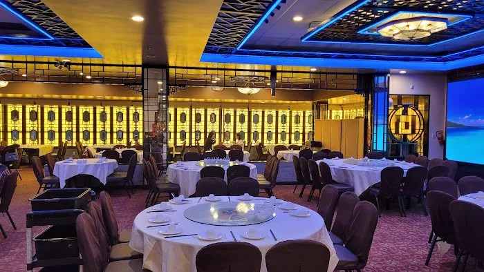 New Golden Soup Restaurant 5