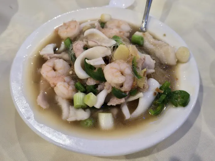New Golden Soup Restaurant 6