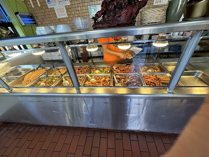 Yummi Chinese Fast Food 3