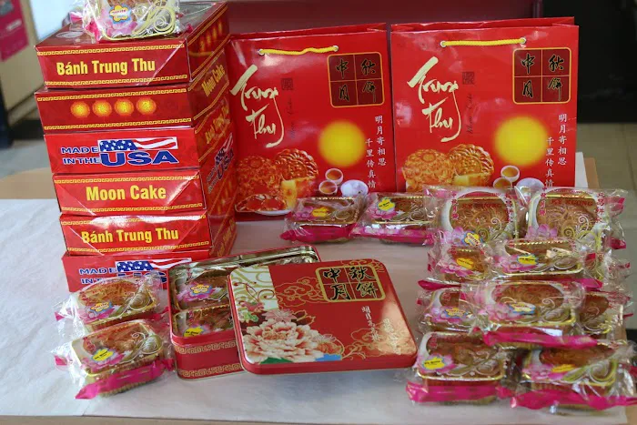 Ky Xuong Chinese Food & Bakery 3