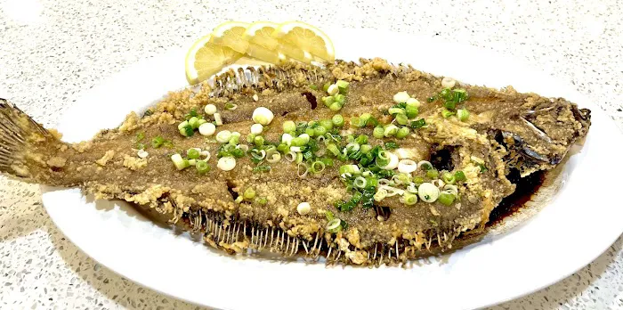 Papa Lu’s Kitchen 陆家村 3