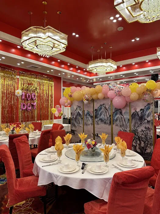 Tang Gong Seafood Restaurant 唐宫海鲜酒楼 2