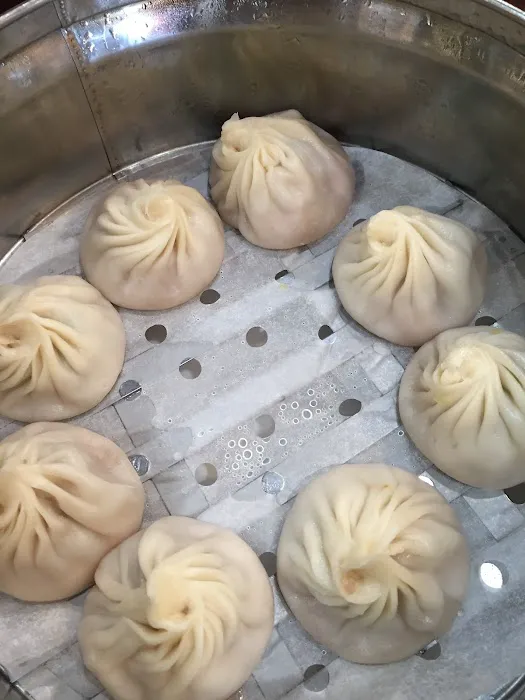 Long Xing Ji Juicy Dumpling 3