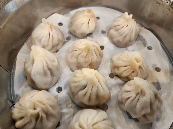 Long Xing Ji Juicy Dumpling 7