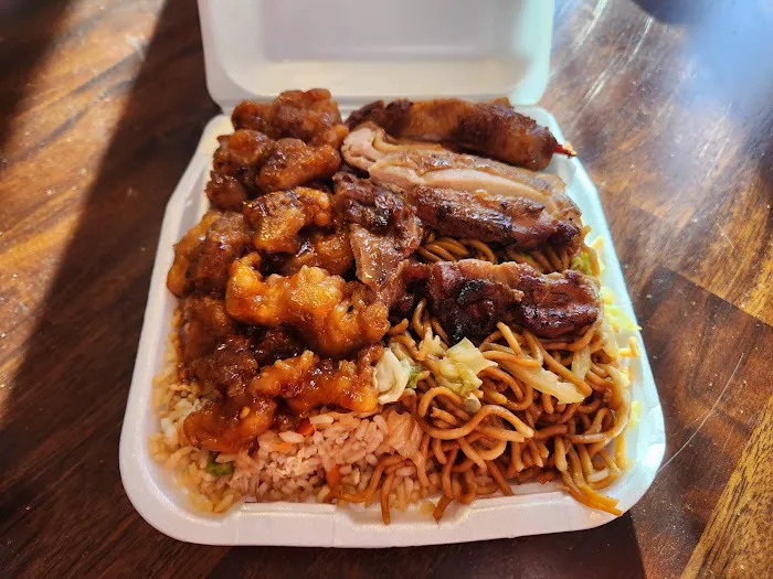 Happy Wok 4