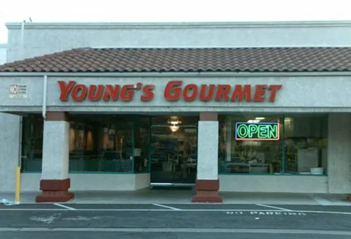 Young's Gourmet 8