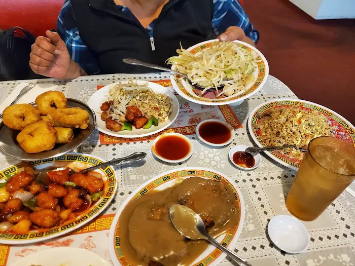 Lotus Garden Restaurant 8